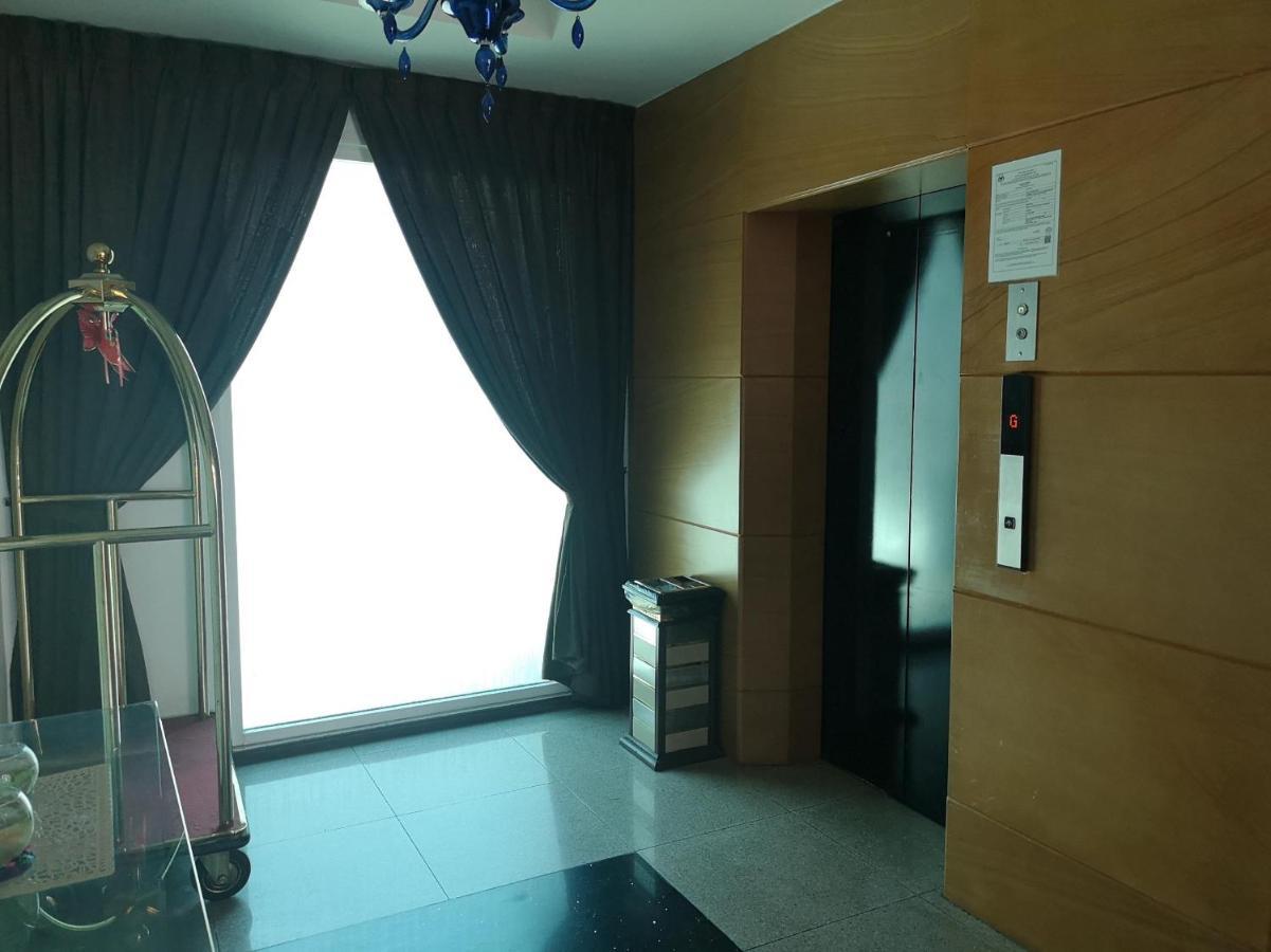 2 Inn 1 Boutique Hotel & Spa Sandakan Bagian luar foto