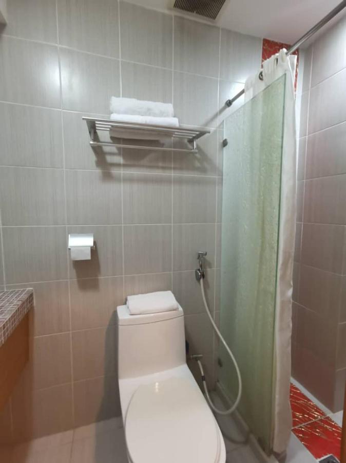 2 Inn 1 Boutique Hotel & Spa Sandakan Bagian luar foto